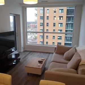 comfy-condo-near-downtown.hotelstorontoontario.org/